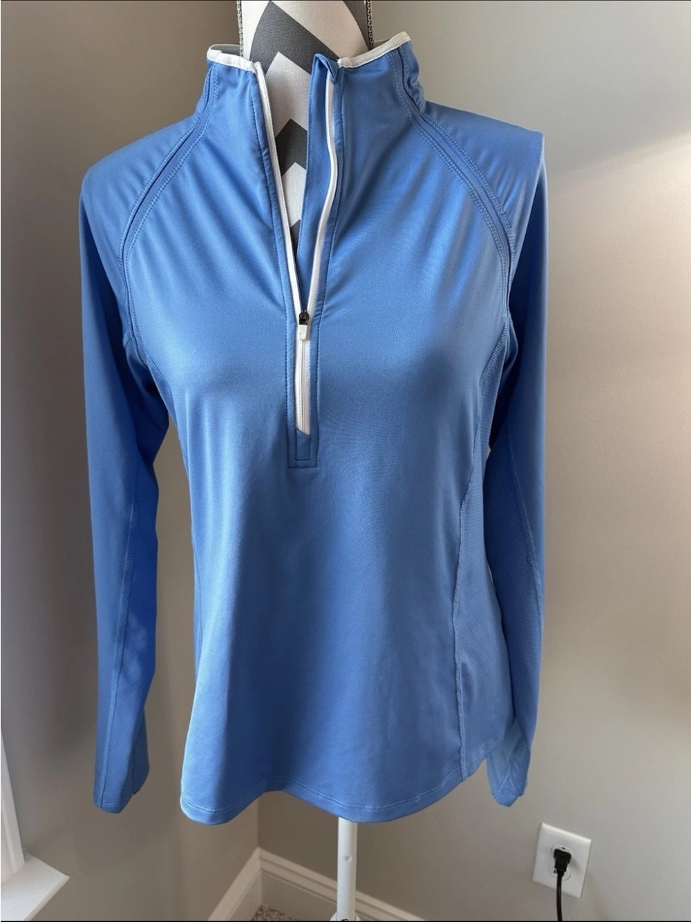 Vineyard Vines Performance Half-Zip Blue M Long Sleeve Pullover EUC Tennis Golf